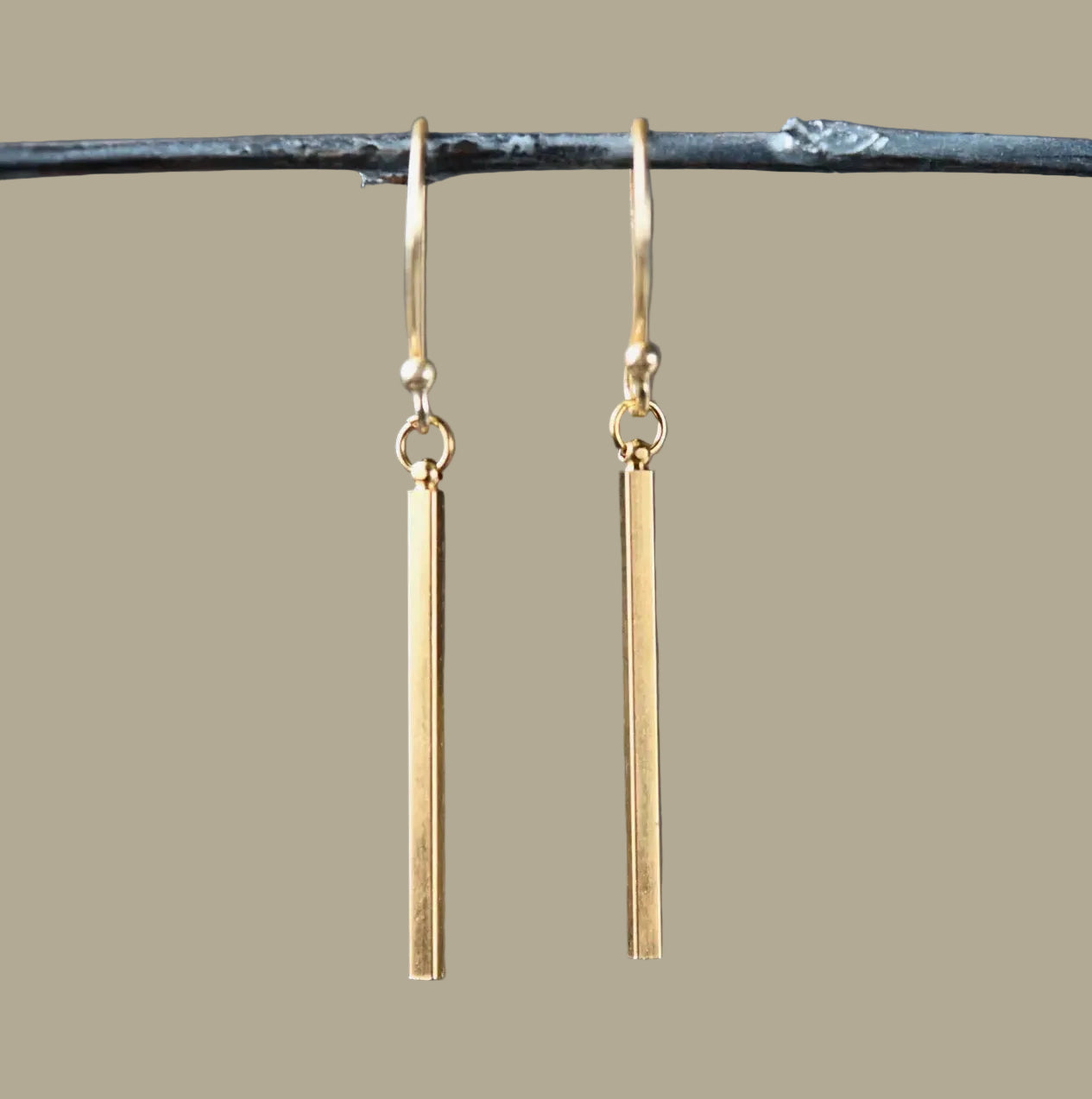 Simple Square Brass Bar